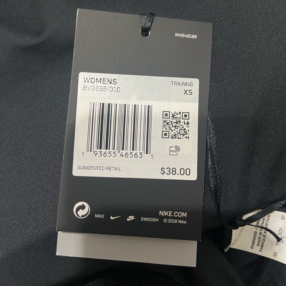 SOLD-Nike NWT Swoosh Sports Bra - Picture 2 of 4